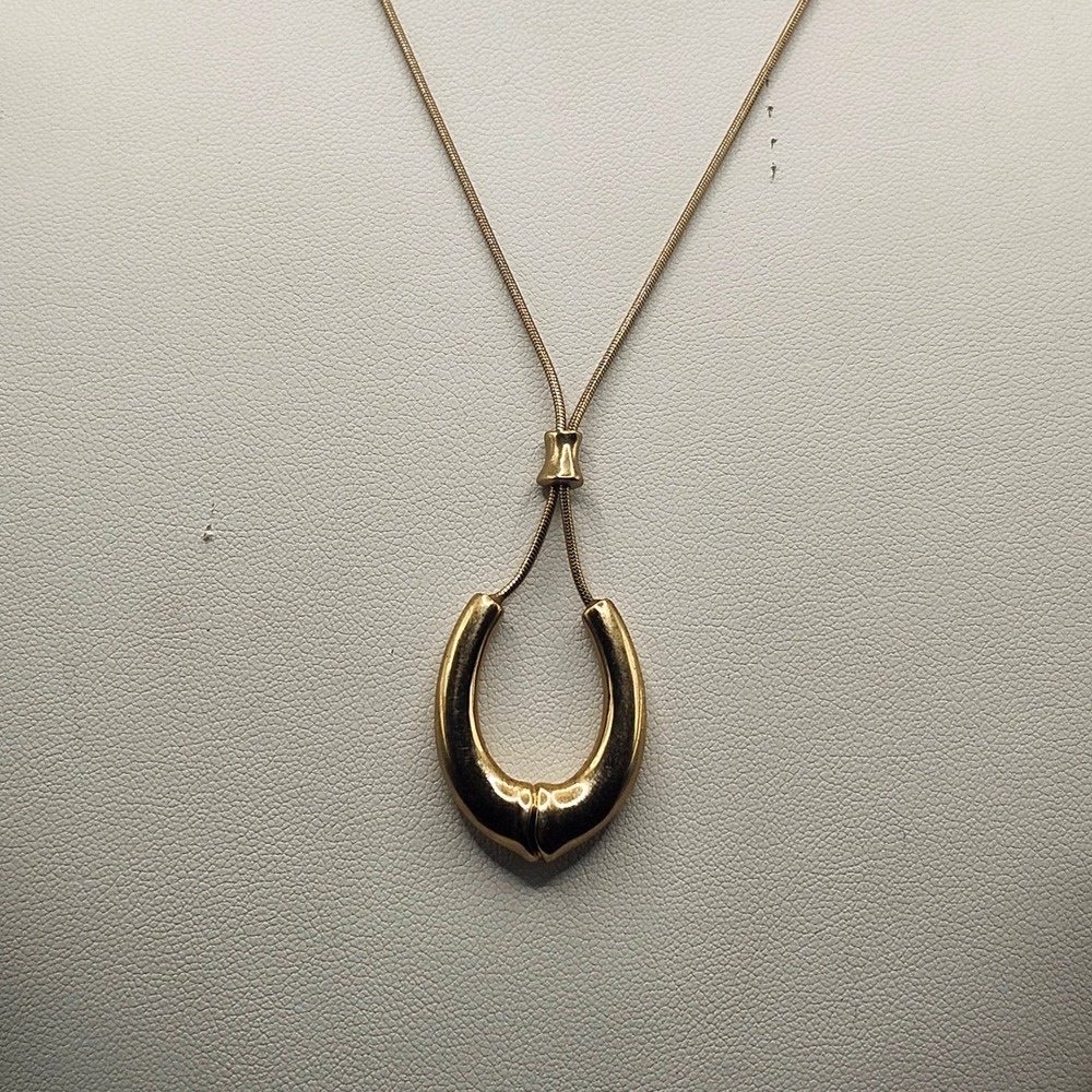 Monet Gold Tone Horseshoe Pendant Snake Chain Necklace Vintage‎ Jewelry